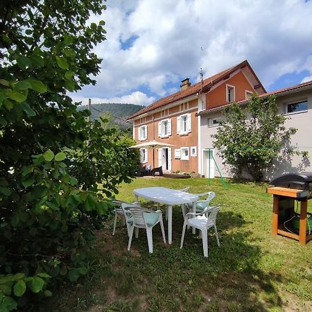 Gite Cosy Avec Avec Jardin Et Parking Privatifs - Hautes Vosges Saint-Ame Luaran gambar